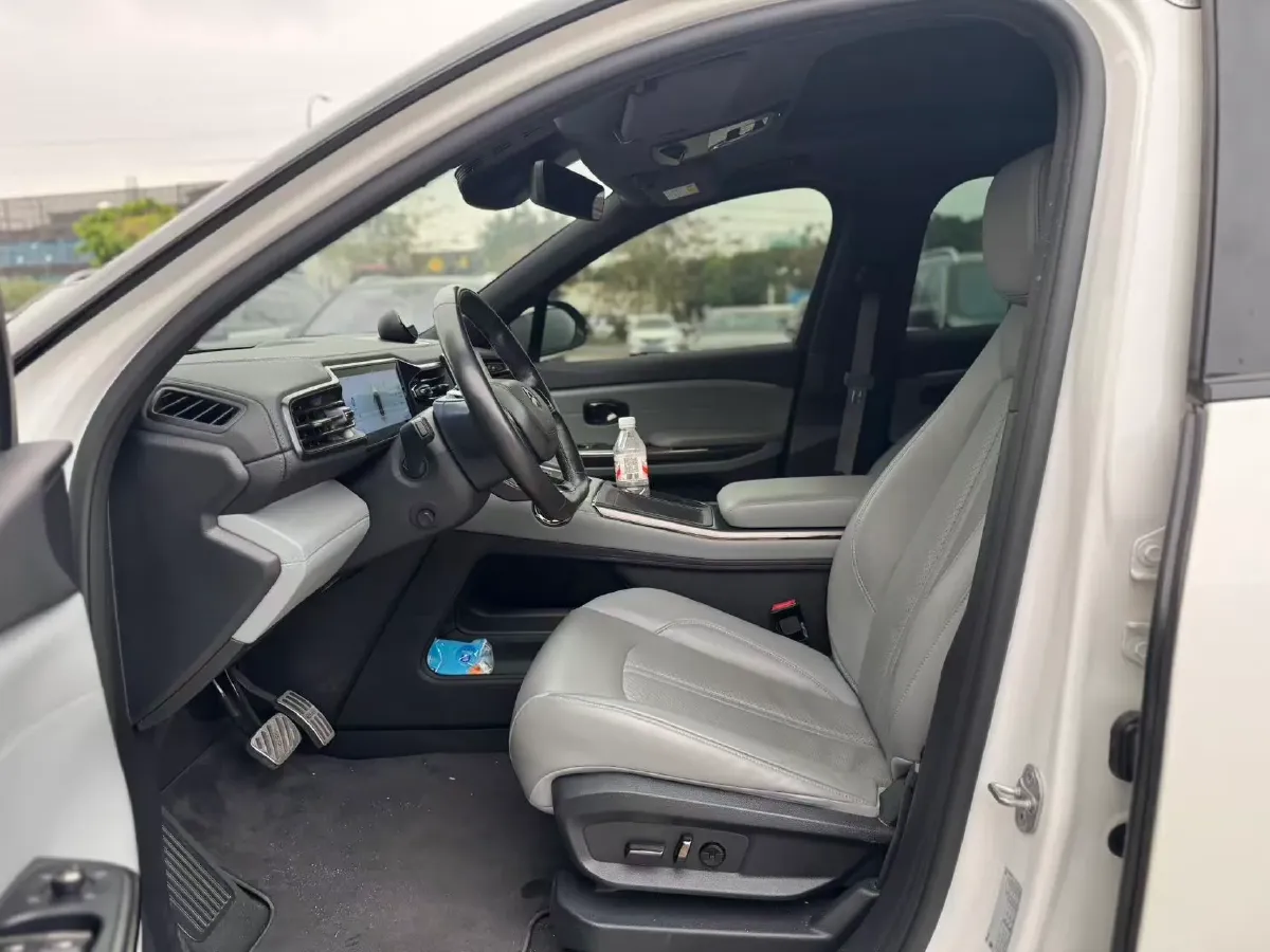 2022 NIO ES6 BEV 75KWH,autocango,china used car exporter,china ev exporter,chinese used car exporter,chinese used ev exporter