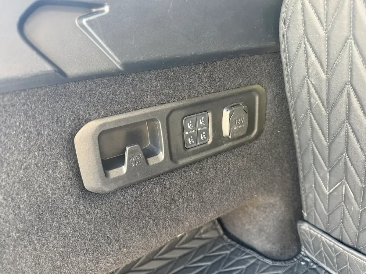 2021 Kia Carnival 2.0T 233HP L4 8AT,autocango,china used car exporter,china ev exporter,chinese used car exporter,chinese used ev exporter