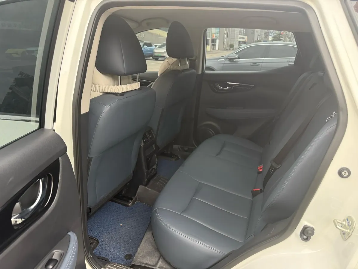 2025 Nissan Qashqai 2.0L 151HP L4 CVT,autocango,china used car exporter,china ev exporter,chinese used car exporter,chinese used ev exporter