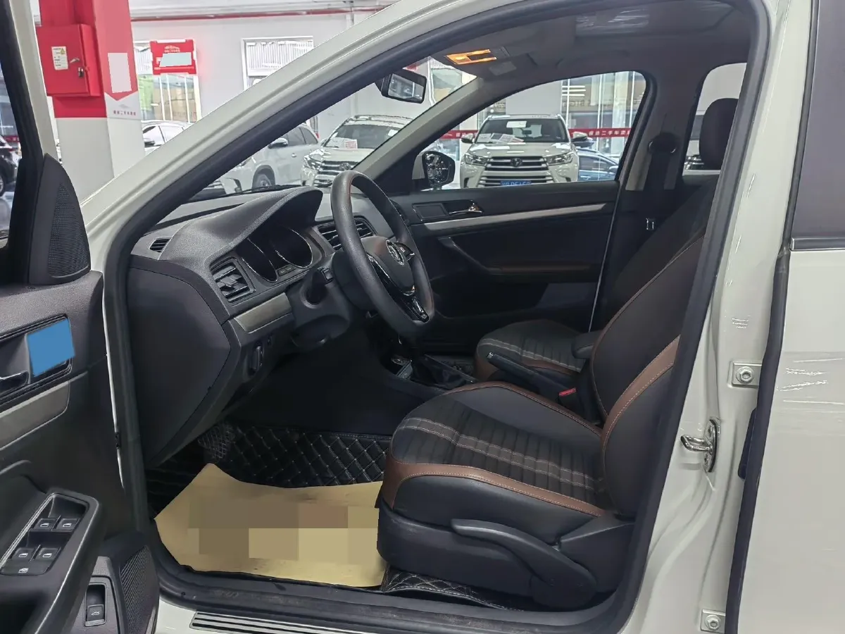 2019 Citroen C4L 1.2T 136HP L3 6AT,autocango,china used car exporter,china ev exporter,chinese used car exporter,chinese used ev exporter