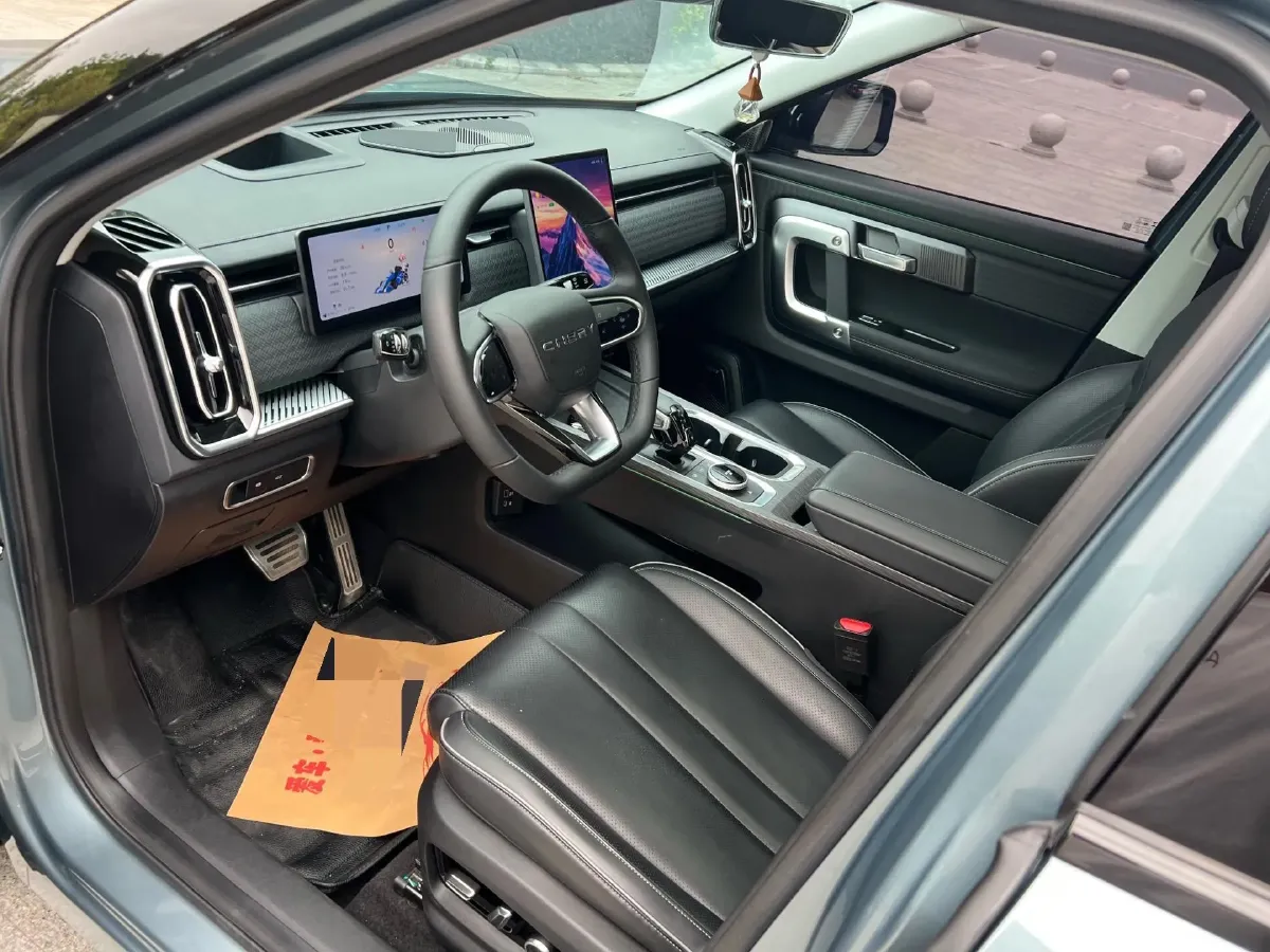 2023 Chery Exploration 06 1.6T 197HP L4 7DCT,autocango,china used car exporter,china ev exporter,chinese used car exporter,chinese used ev exporter