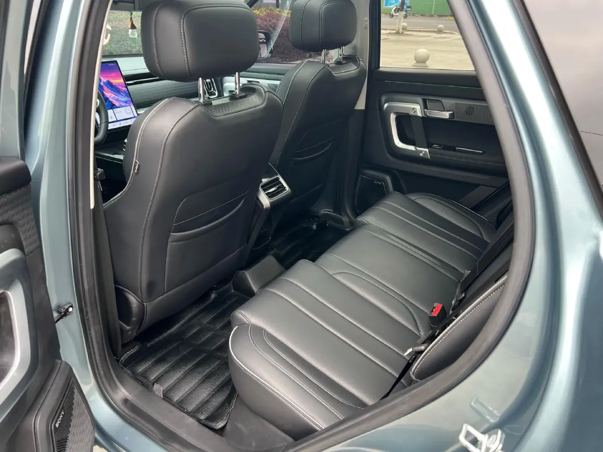 2023 Chery Exploration 06 1.6T 197HP L4 7DCT,autocango,china used car exporter,china ev exporter,chinese used car exporter,chinese used ev exporter