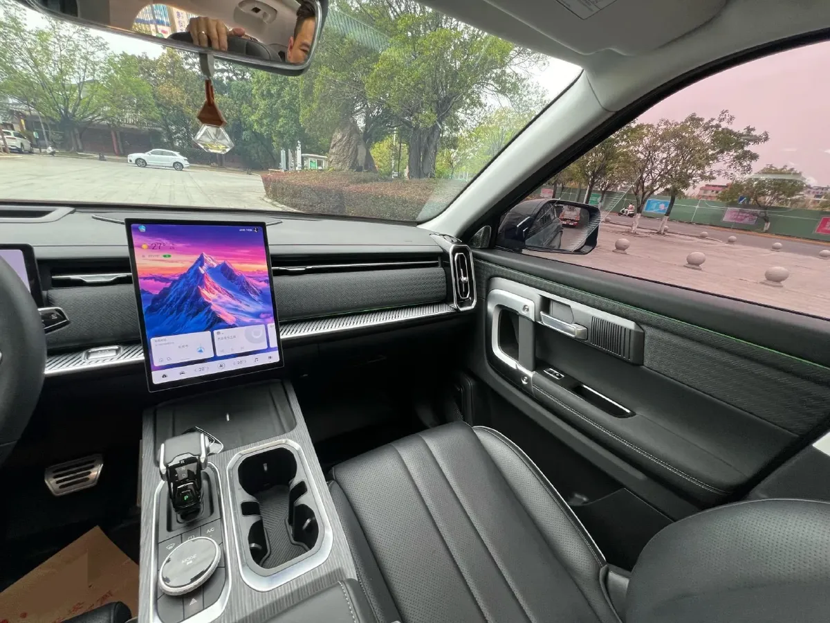 2023 Chery Exploration 06 1.6T 197HP L4 7DCT,autocango,china used car exporter,china ev exporter,chinese used car exporter,chinese used ev exporter