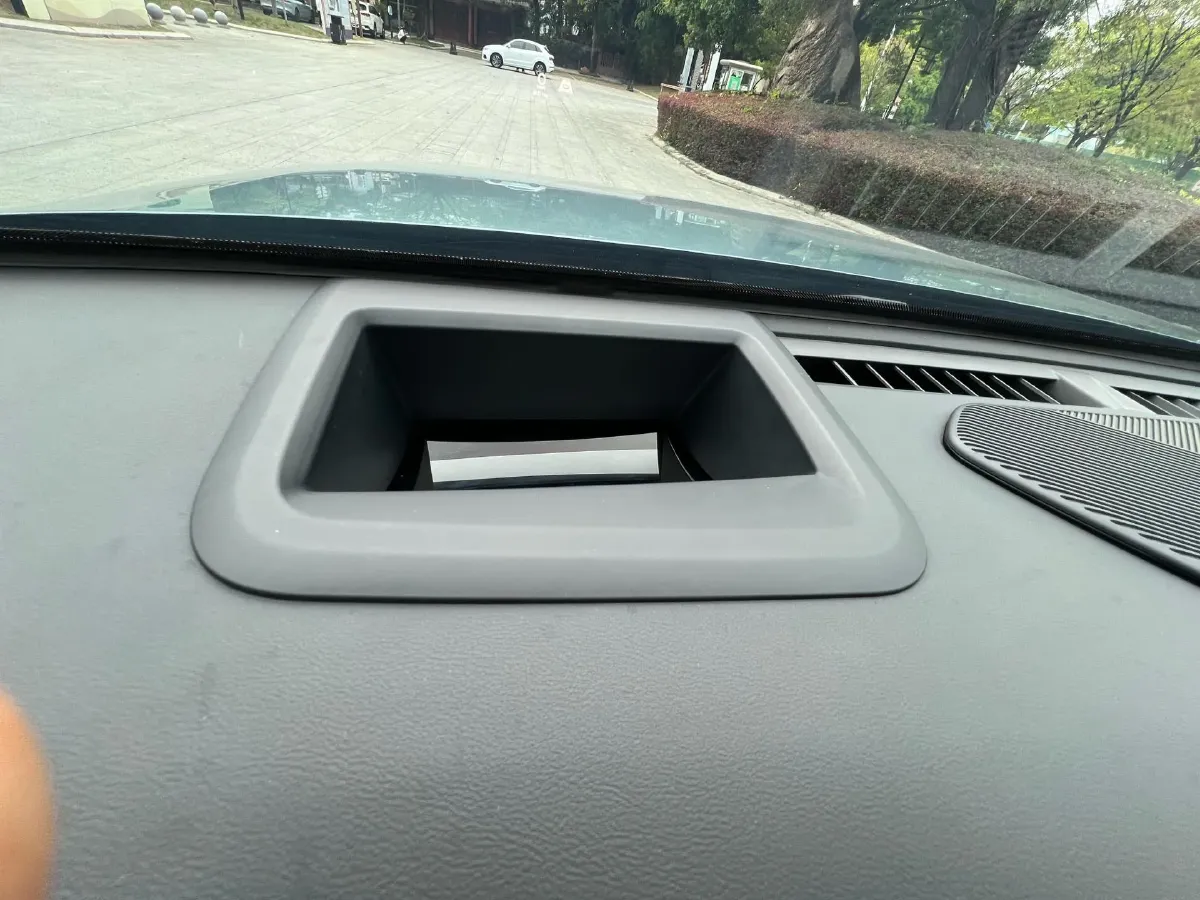 2023 Chery Exploration 06 1.6T 197HP L4 7DCT,autocango,china used car exporter,china ev exporter,chinese used car exporter,chinese used ev exporter