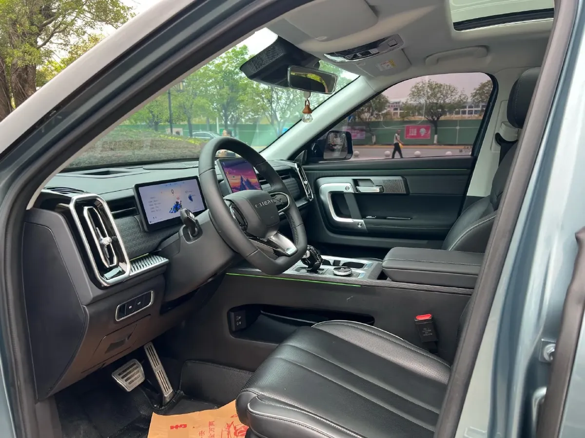 2023 Chery Exploration 06 1.6T 197HP L4 7DCT,autocango,china used car exporter,china ev exporter,chinese used car exporter,chinese used ev exporter