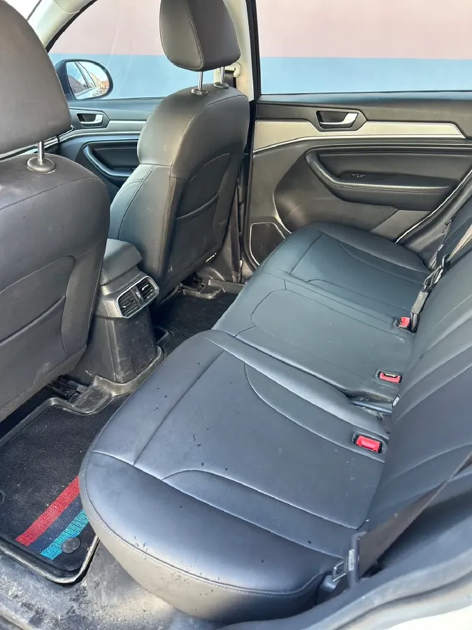 2019 Haval H6 1.5T 150HP L4 6MT,autocango,china used car exporter,china ev exporter,chinese used car exporter,chinese used ev exporter