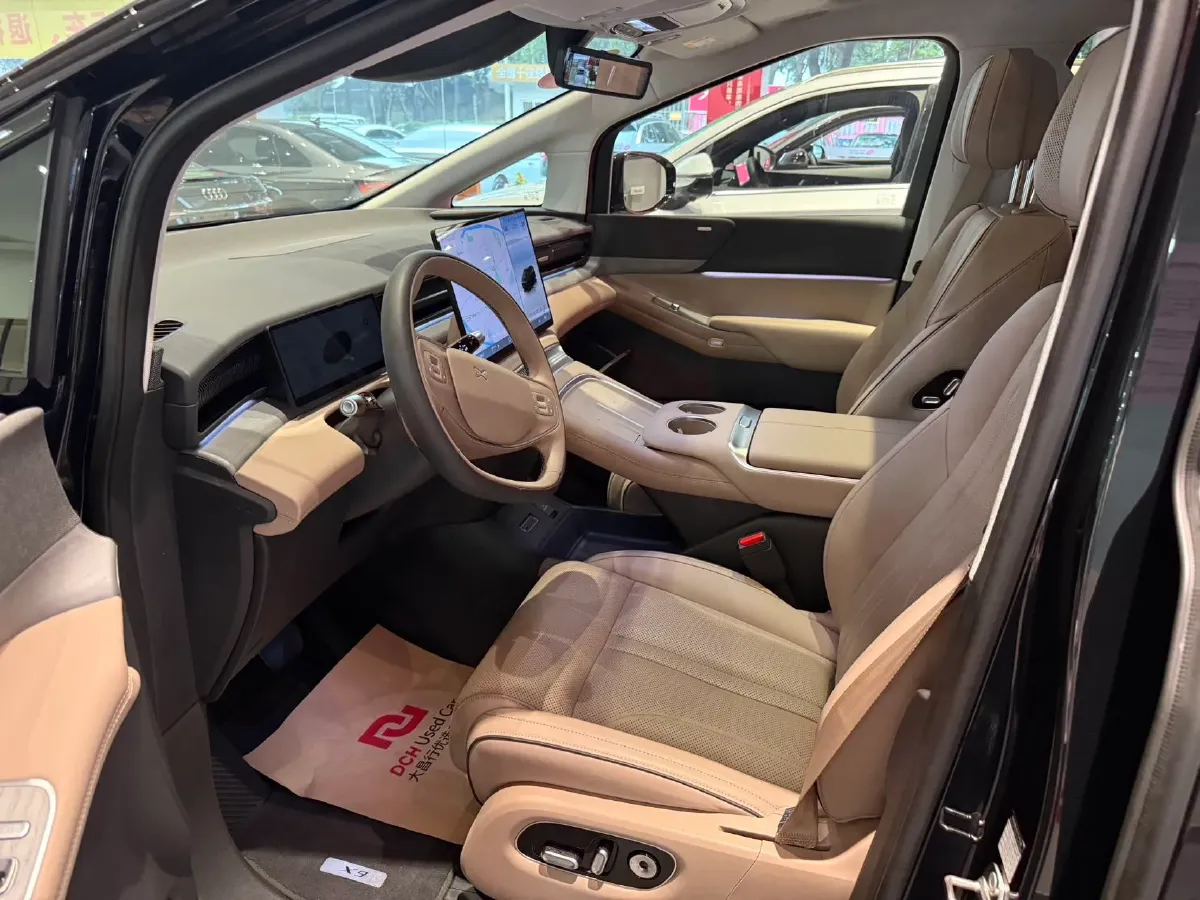 2025 Xpeng X9 BEV,autocango,china used car exporter,china ev exporter,chinese used car exporter,chinese used ev exporter