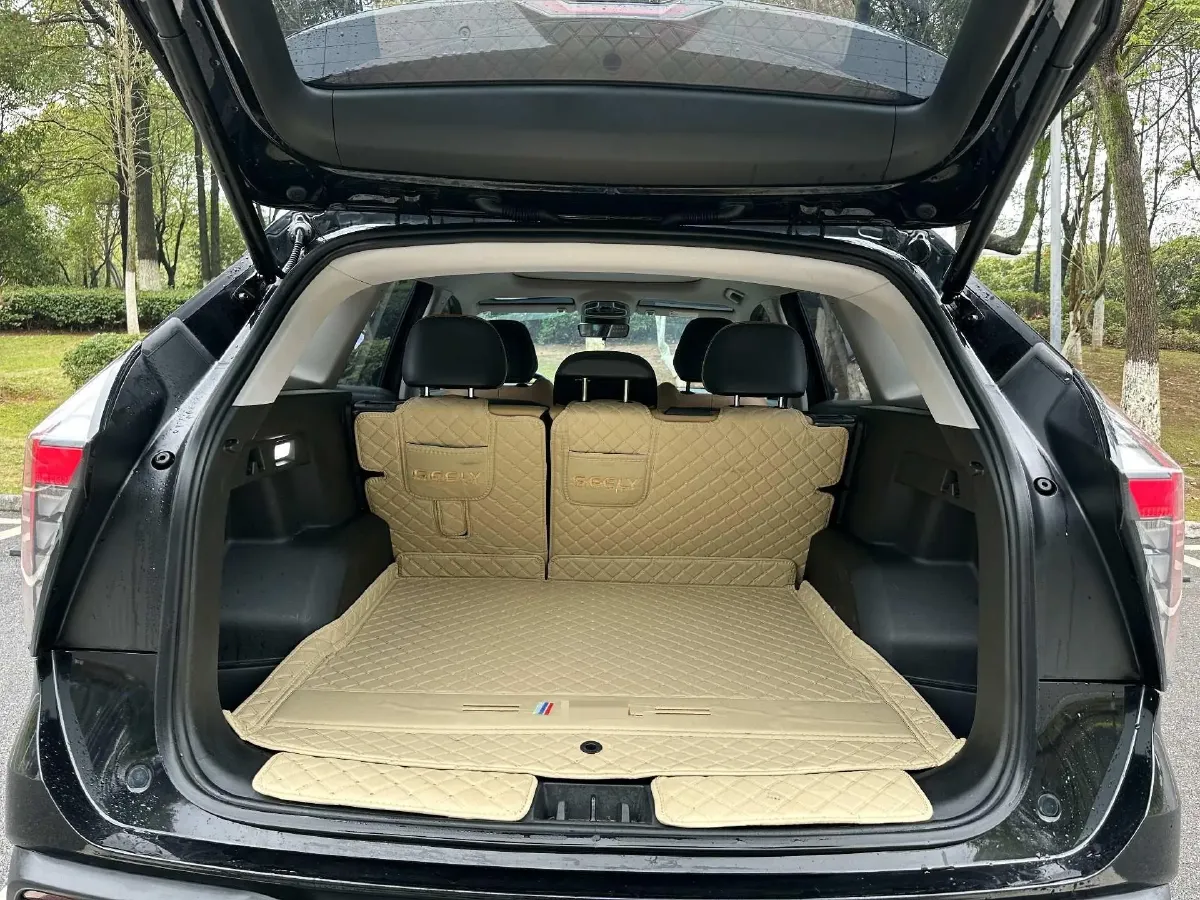 2023 Geely StarRay 1.5T 181HP L4 7DCT,autocango,china used car exporter,china ev exporter,chinese used car exporter,chinese used ev exporter