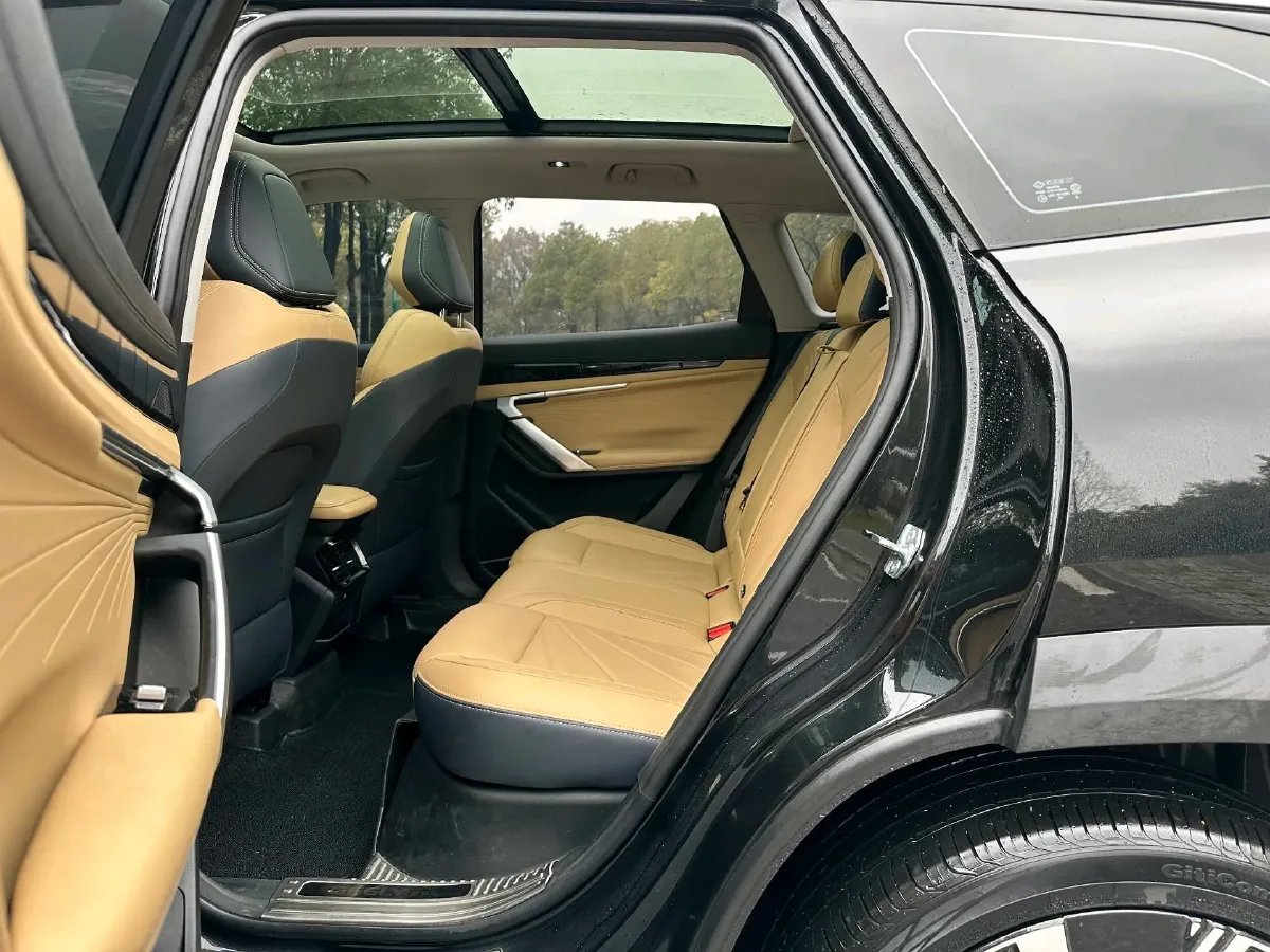 2023 Geely StarRay 1.5T 181HP L4 7DCT,autocango,china used car exporter,china ev exporter,chinese used car exporter,chinese used ev exporter