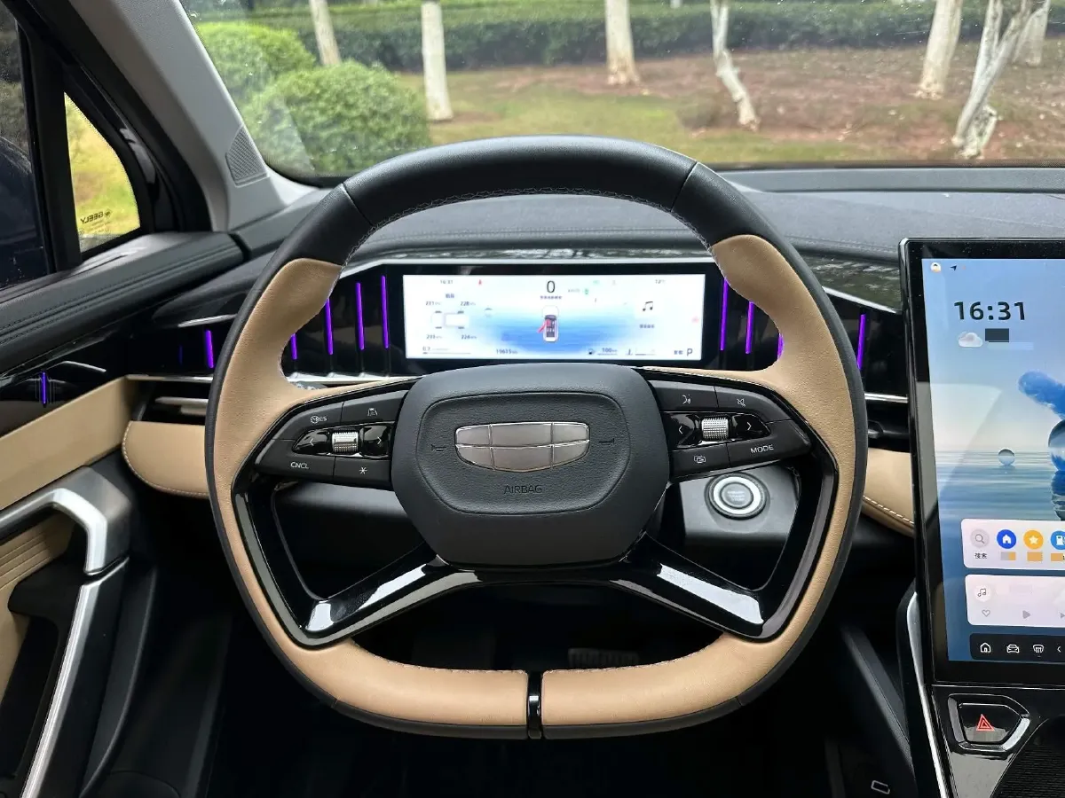 2023 Geely StarRay 1.5T 181HP L4 7DCT,autocango,china used car exporter,china ev exporter,chinese used car exporter,chinese used ev exporter