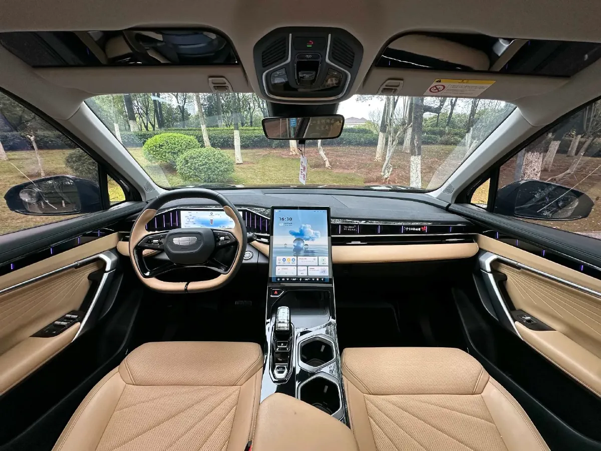 2023 Geely StarRay 1.5T 181HP L4 7DCT,autocango,china used car exporter,china ev exporter,chinese used car exporter,chinese used ev exporter