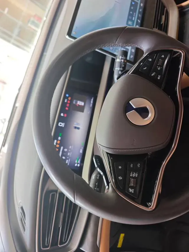 2025 Denza D9 BEV 103KWH,autocango,china used car exporter,china ev exporter,chinese used car exporter,chinese used ev exporter