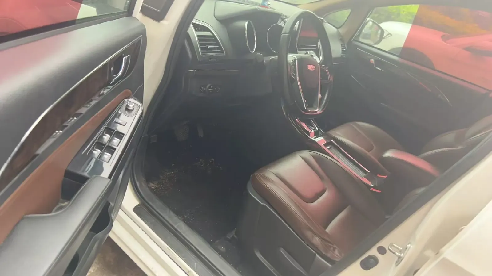 2017 LiFan XuanLang 2.0L 141HP L4 CVT,autocango,china used car exporter,china ev exporter,chinese used car exporter,chinese used ev exporter