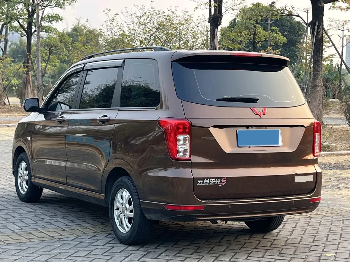 2021 WuLing RongGuang New Truck 1.5L 99HP L4 5MT,autocango,china used car exporter,china ev exporter,chinese used car exporter,chinese used ev exporter