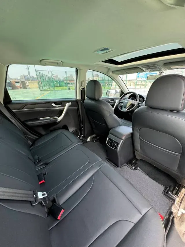 2019 Haval M6 1.5T 150HP L4 7DCT,autocango,china used car exporter,china ev exporter,chinese used car exporter,chinese used ev exporter