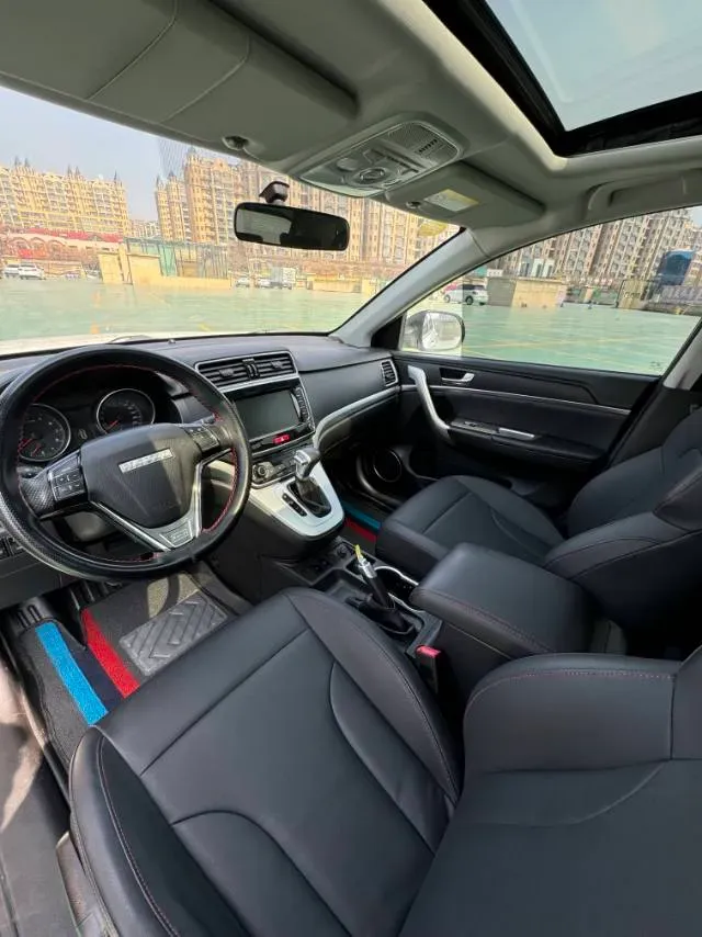 2019 Haval M6 1.5T 150HP L4 7DCT,autocango,china used car exporter,china ev exporter,chinese used car exporter,chinese used ev exporter