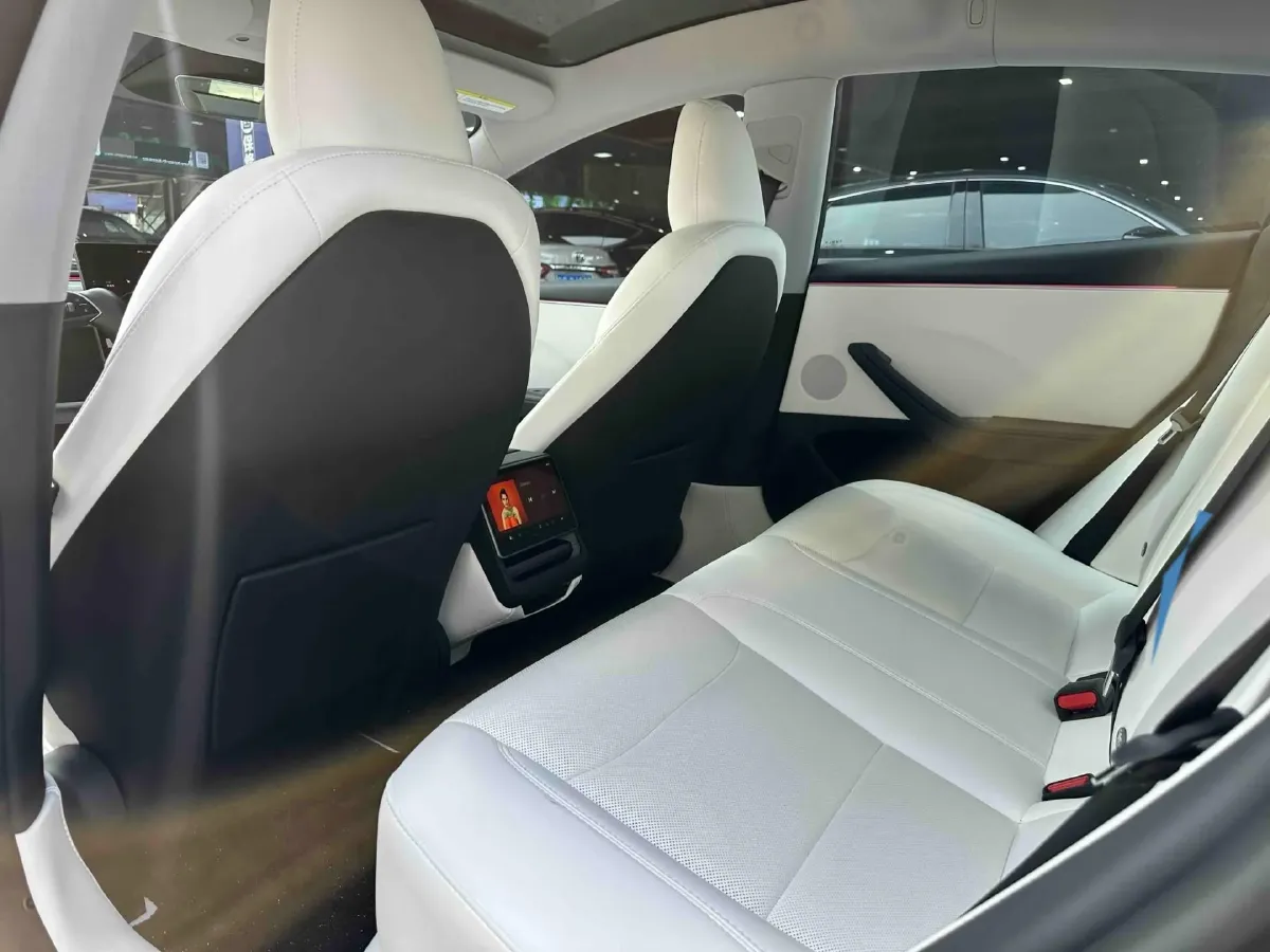 2023 Buick EnvisionPlus 2.0T 237HP L4 9AT,autocango,china used car exporter,china ev exporter,chinese used car exporter,chinese used ev exporter