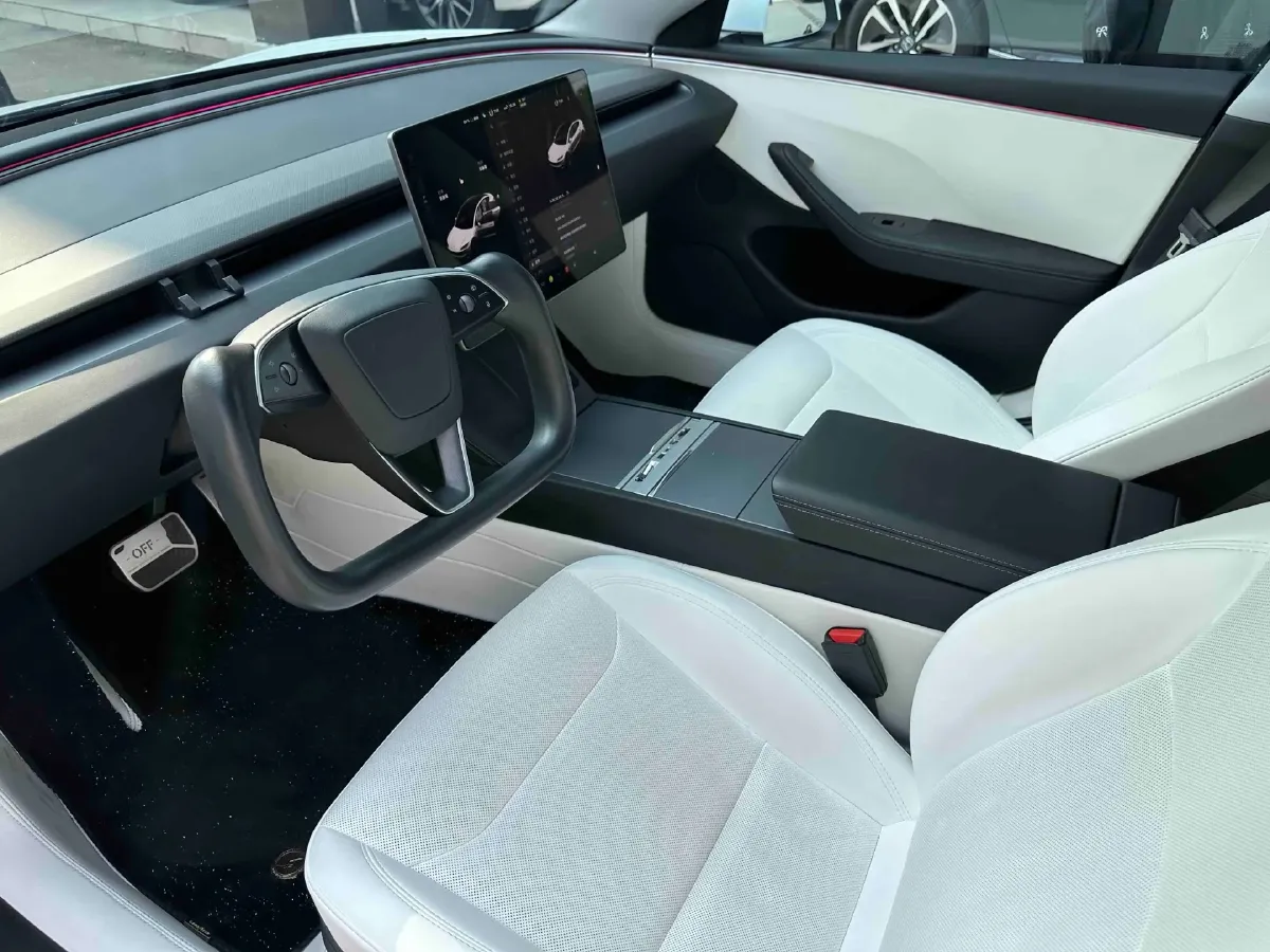 2023 Buick EnvisionPlus 2.0T 237HP L4 9AT,autocango,china used car exporter,china ev exporter,chinese used car exporter,chinese used ev exporter