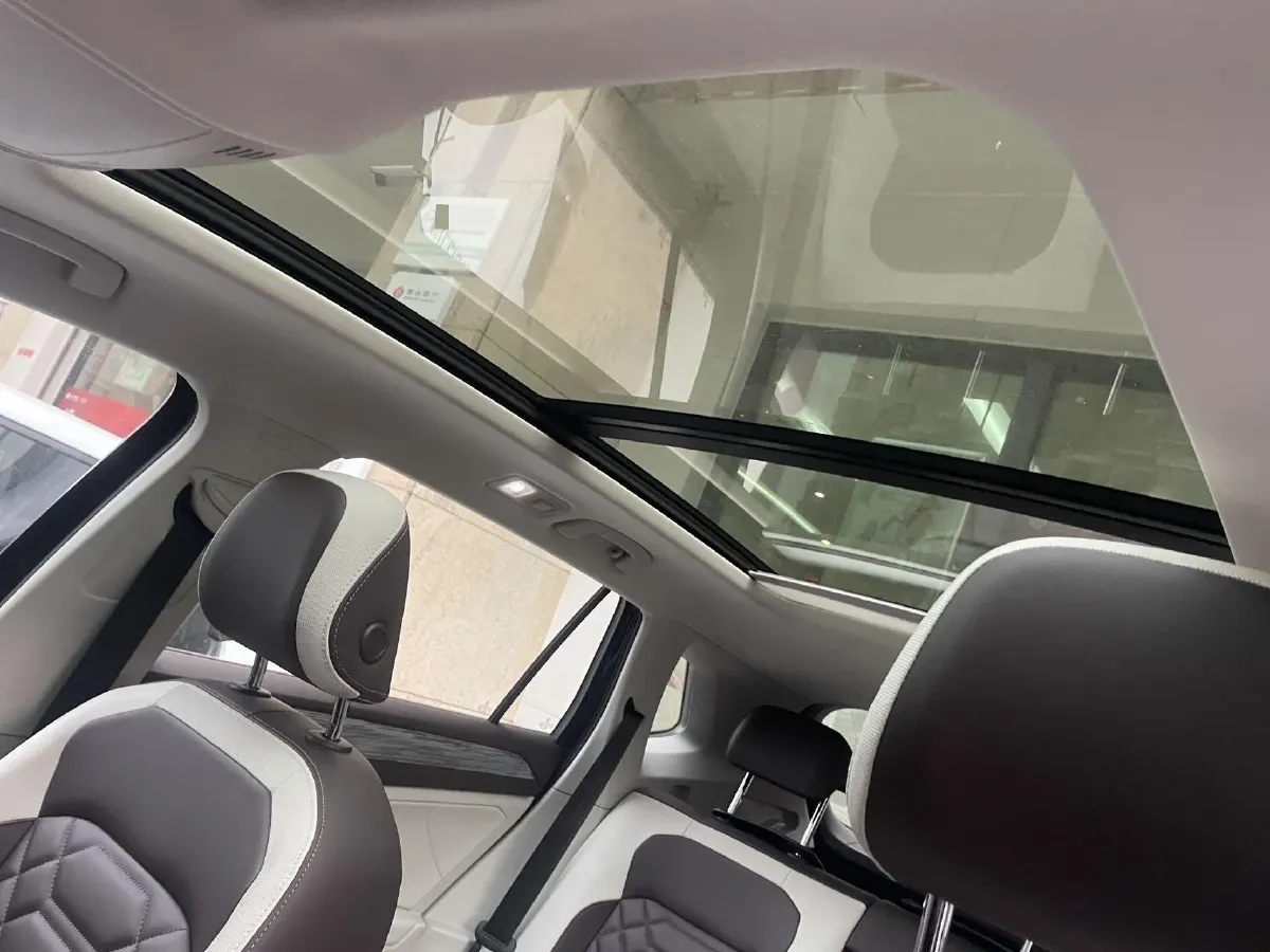 2023 Volkswagen Tayron 2.0T 186HP L4 7DCT,autocango,china used car exporter,china ev exporter,chinese used car exporter,chinese used ev exporter