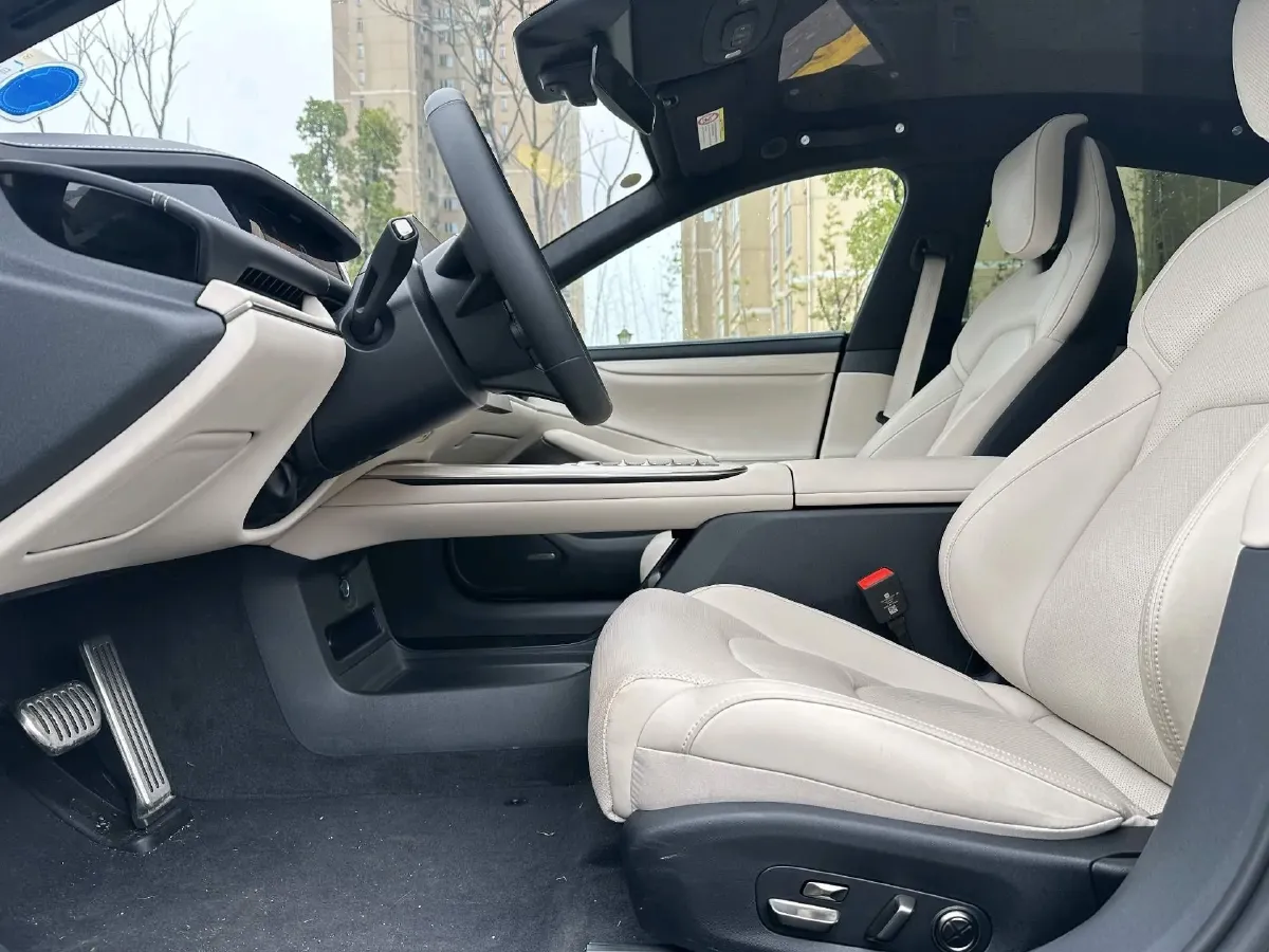 2024 MI SU7 BEV 101KWH,autocango,china used car exporter,china ev exporter,chinese used car exporter,chinese used ev exporter