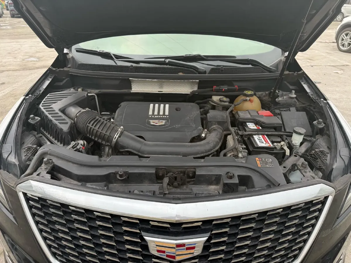2021 Cadillac XT5 2.0T 237HP L4 9AT,autocango,china used car exporter,china ev exporter,chinese used car exporter,chinese used ev exporter