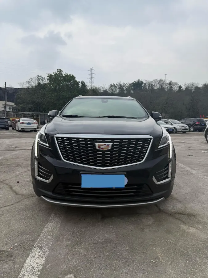 2021 Cadillac XT5 2.0T 237HP L4 9AT,autocango,china used car exporter,china ev exporter,chinese used car exporter,chinese used ev exporter
