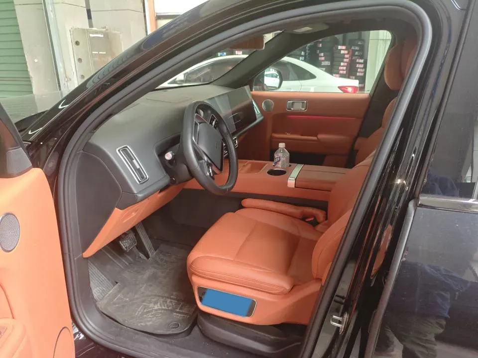 2023 Li L7 Range Extended 154HP REEV 40.9KWH,autocango,china used car exporter,china ev exporter,chinese used car exporter,chinese used ev exporter