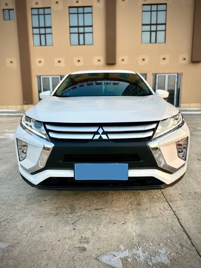 2021 Mitsubishi Eclipse Cross 1.5T 170HP L4 CVT,autocango,china used car exporter,china ev exporter,chinese used car exporter,chinese used ev exporter