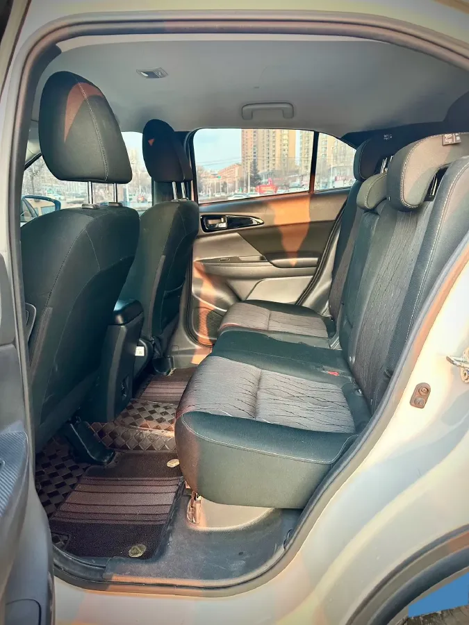 2021 Mitsubishi Eclipse Cross 1.5T 170HP L4 CVT,autocango,china used car exporter,china ev exporter,chinese used car exporter,chinese used ev exporter