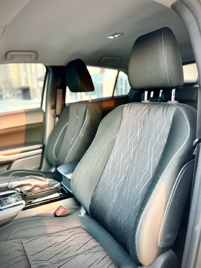 2021 Mitsubishi Eclipse Cross 1.5T 170HP L4 CVT,autocango,china used car exporter,china ev exporter,chinese used car exporter,chinese used ev exporter