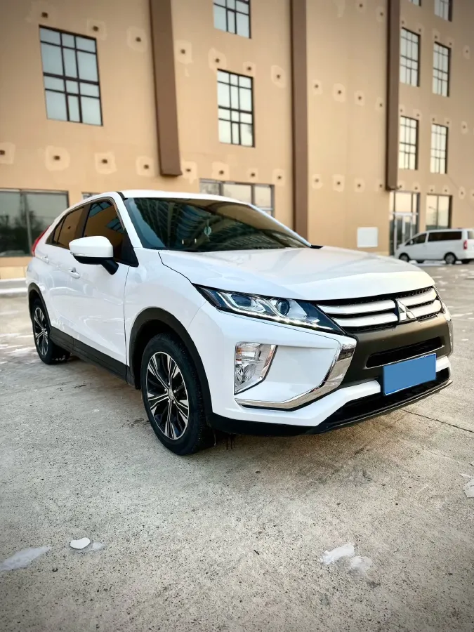 2021 Mitsubishi Eclipse Cross 1.5T 170HP L4 CVT,autocango,china used car exporter,china ev exporter,chinese used car exporter,chinese used ev exporter