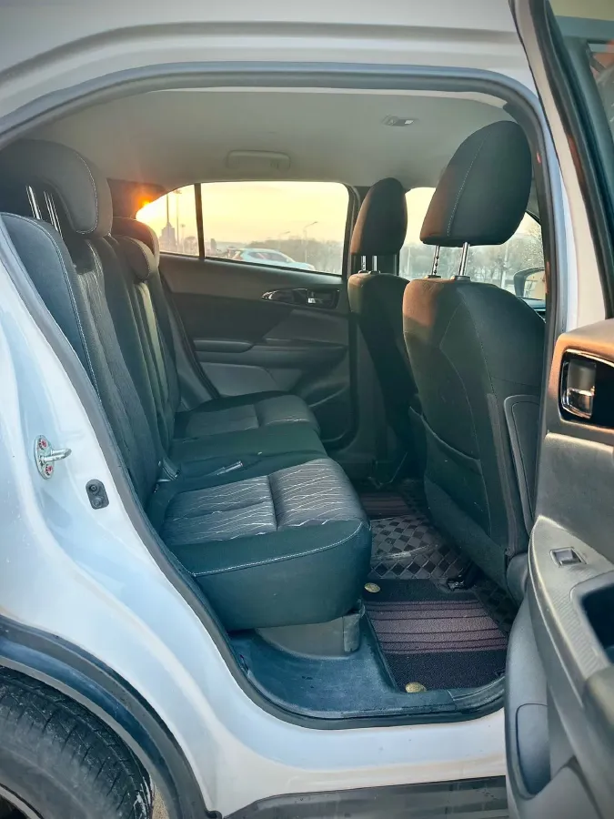 2021 Mitsubishi Eclipse Cross 1.5T 170HP L4 CVT,autocango,china used car exporter,china ev exporter,chinese used car exporter,chinese used ev exporter