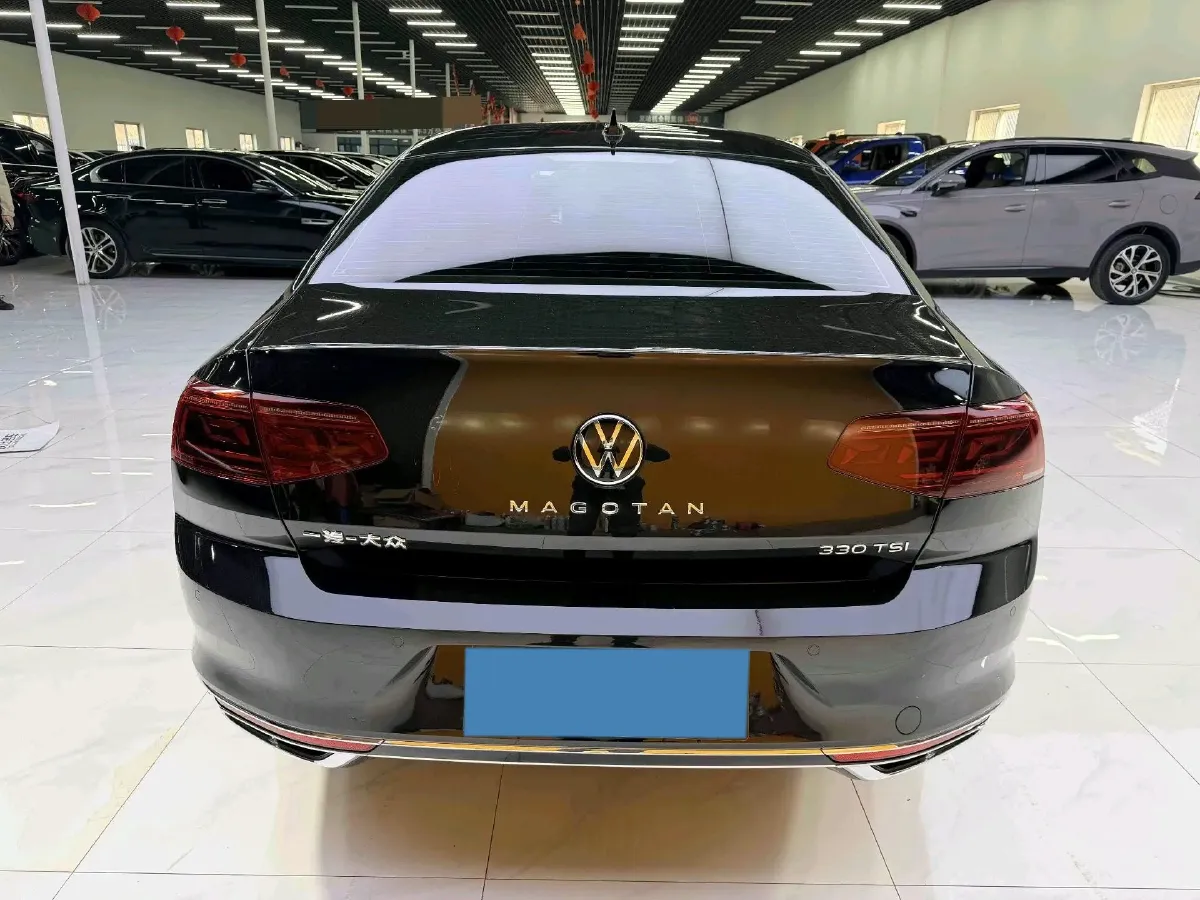 2023 Volkswagen Magotan 2.0T 186HP L4 7DCT,autocango,china used car exporter,china ev exporter,chinese used car exporter,chinese used ev exporter