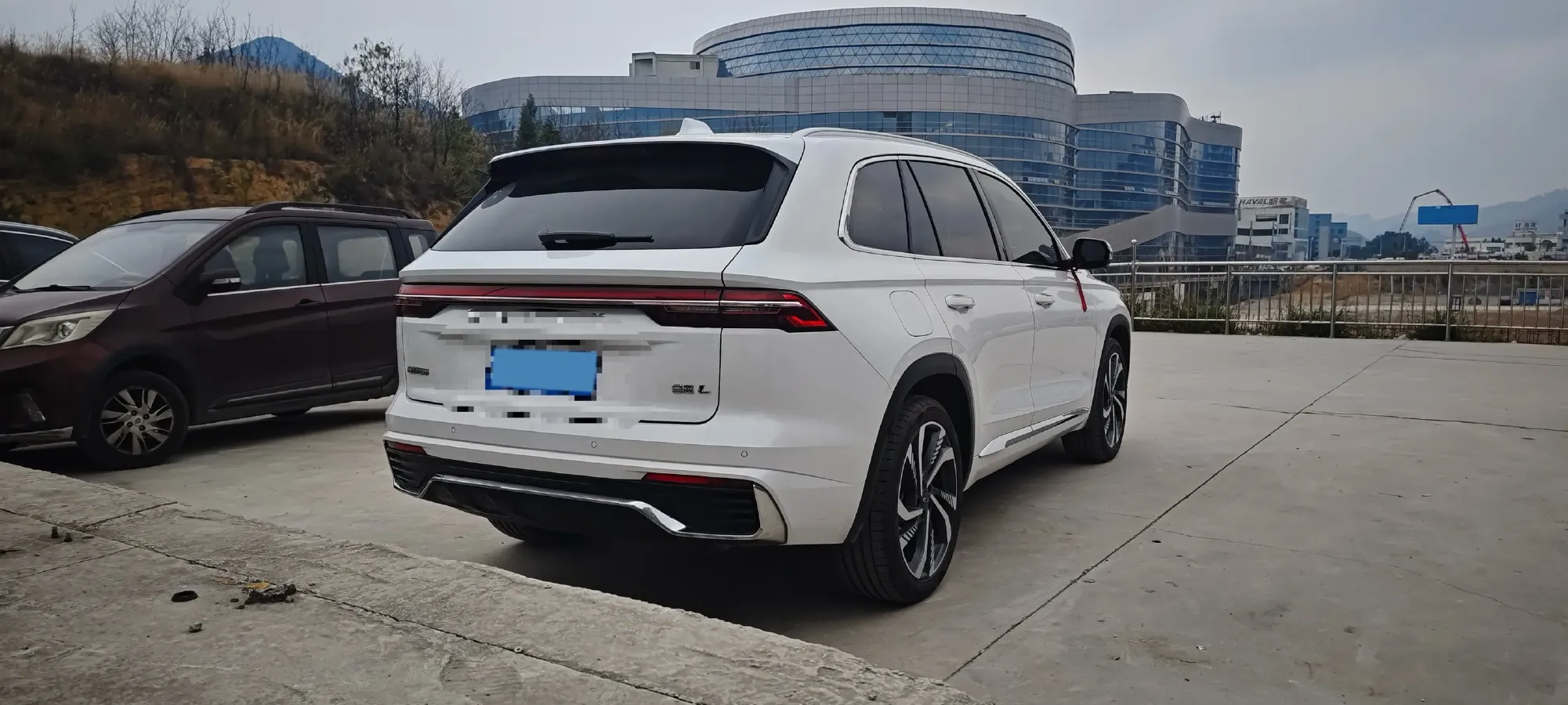 2024 Geely Monjaro 2.0T 238HP L4 8AT,autocango,china used car exporter,china ev exporter,chinese used car exporter,chinese used ev exporter