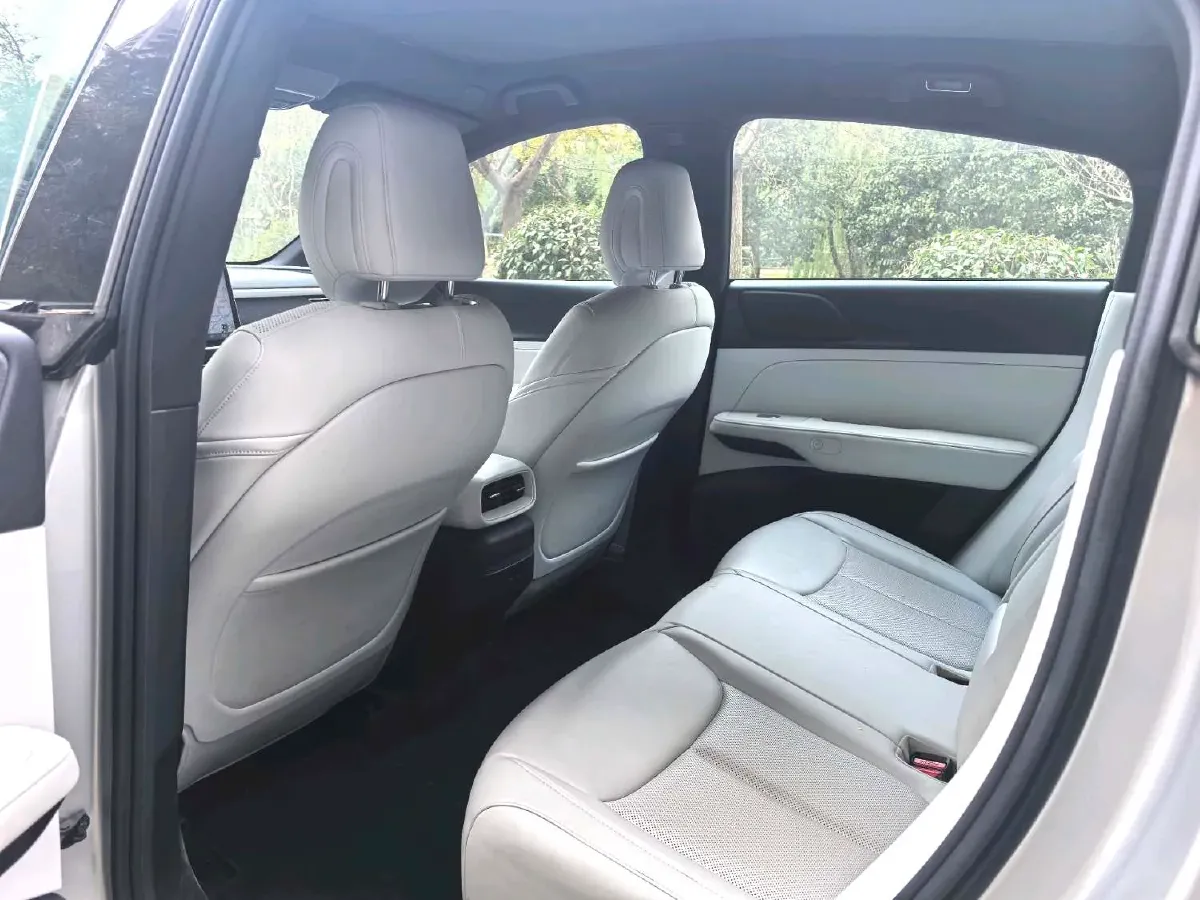 2023 Xpeng G6 BEV 87.5KWH,autocango,china used car exporter,china ev exporter,chinese used car exporter,chinese used ev exporter