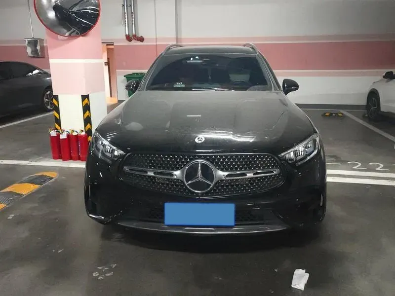 2025 Mercedes-Benz GLC Class 2.0T 258HP L4 9AT,autocango,china used car exporter,china ev exporter,chinese used car exporter,chinese used ev exporter
