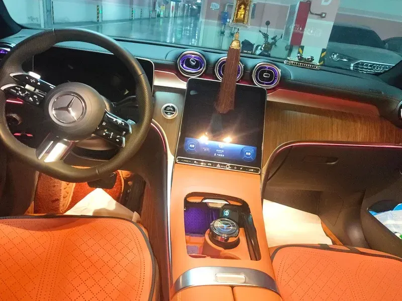 2025 Mercedes-Benz GLC Class 2.0T 258HP L4 9AT,autocango,china used car exporter,china ev exporter,chinese used car exporter,chinese used ev exporter