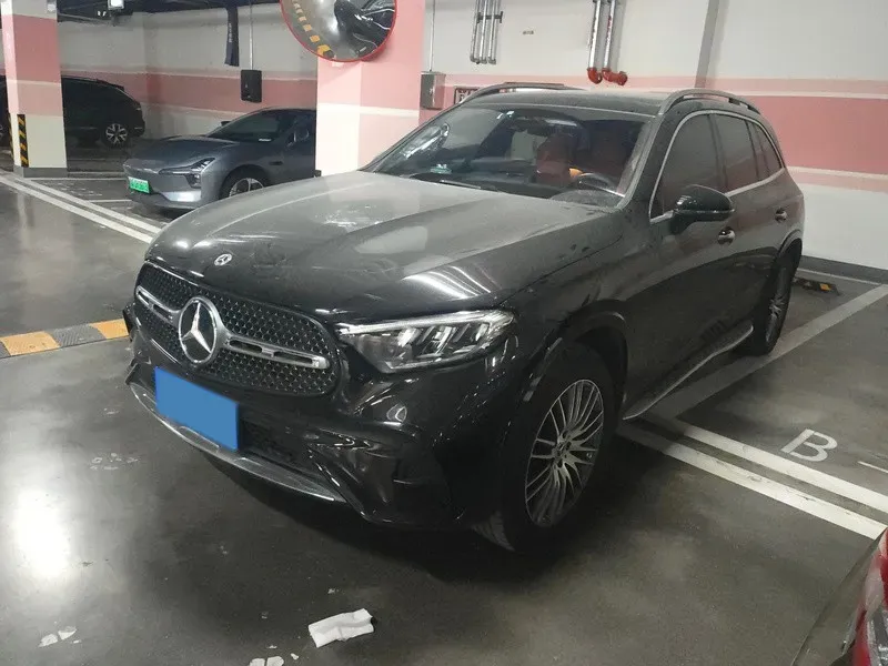 2025 Mercedes-Benz GLC Class 2.0T 258HP L4 9AT,autocango,china used car exporter,china ev exporter,chinese used car exporter,chinese used ev exporter