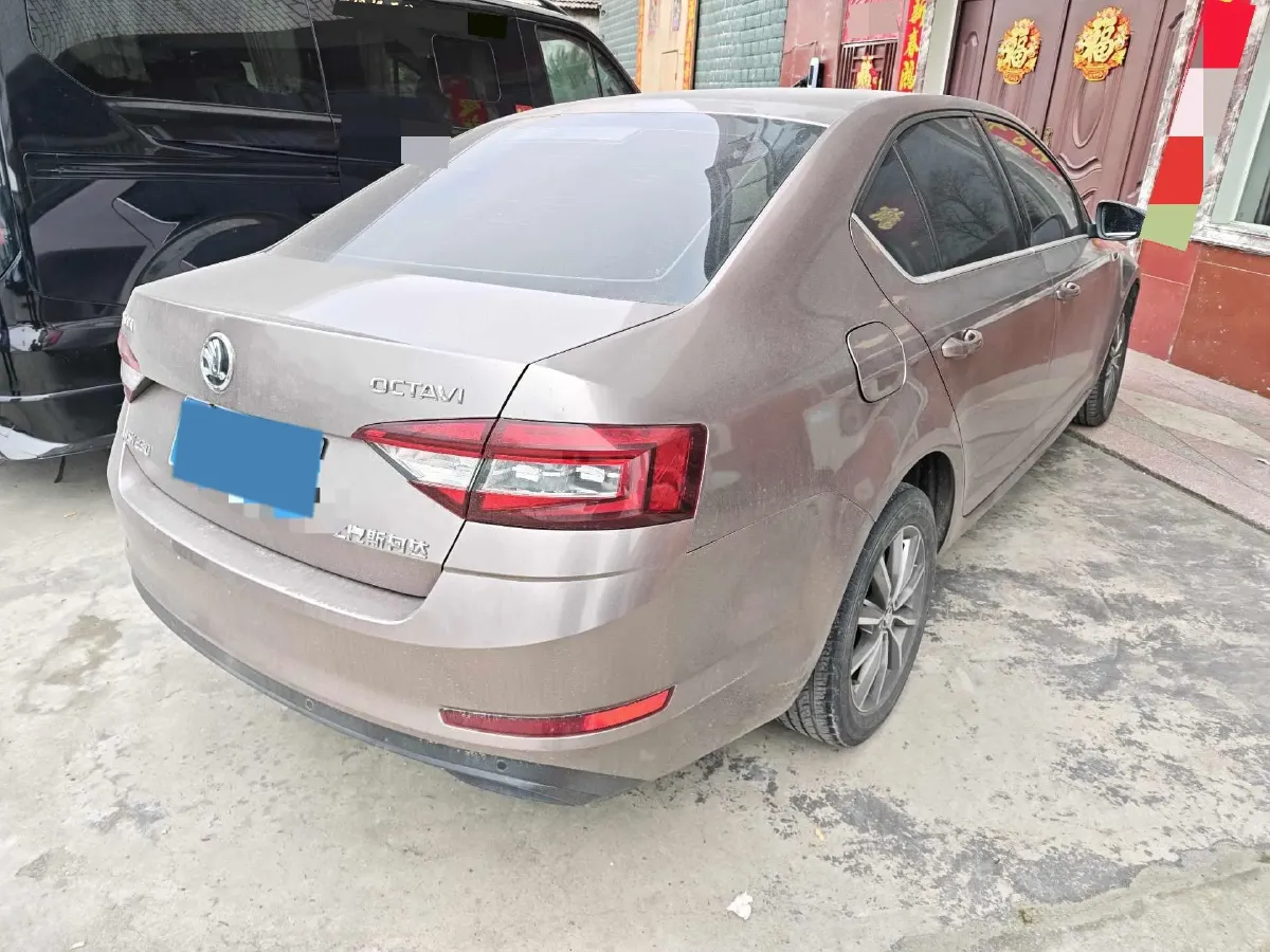 2018 Skoda Octavia 1.2T 116HP L4 7DCT,autocango,china used car exporter,china ev exporter,chinese used car exporter,chinese used ev exporter