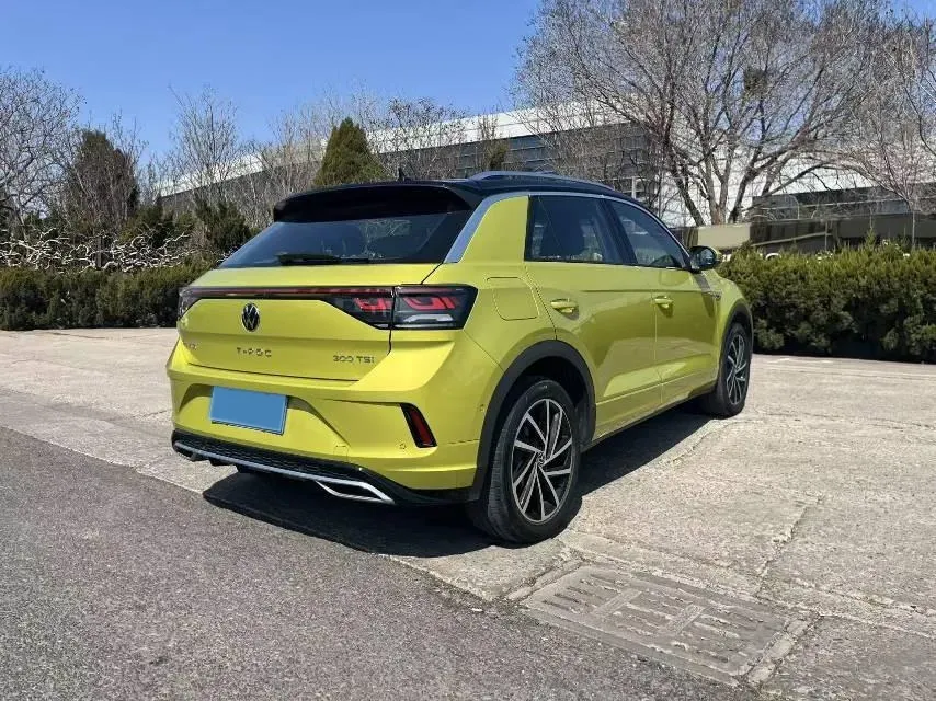 2023 Volkswagen T-Roc 1.5T 160HP L4 7DCT,autocango,china used car exporter,china ev exporter,chinese used car exporter,chinese used ev exporter