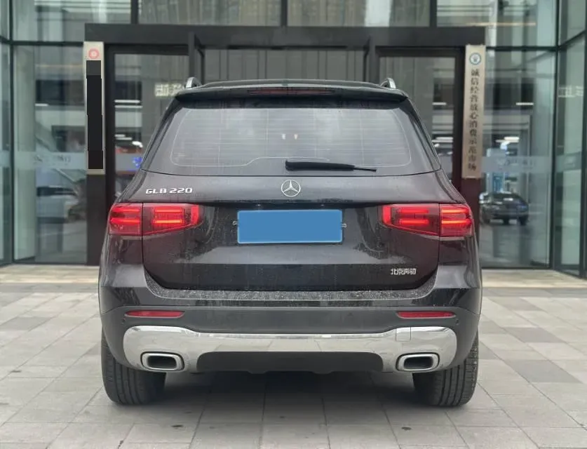 2024 Mercedes-Benz GLB Class 2.0T 190HP L4 8DCT,autocango,china used car exporter,china ev exporter,chinese used car exporter,chinese used ev exporter