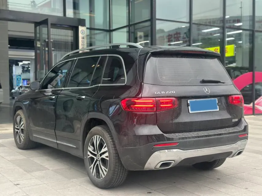 2024 Mercedes-Benz GLB Class 2.0T 190HP L4 8DCT,autocango,china used car exporter,china ev exporter,chinese used car exporter,chinese used ev exporter