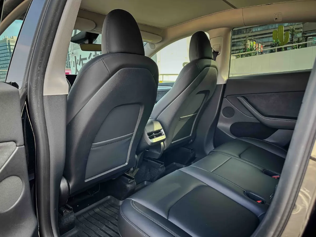 2024 Iveco OuSheng BEV 77.28KWH,autocango,china used car exporter,china ev exporter,chinese used car exporter,chinese used ev exporter