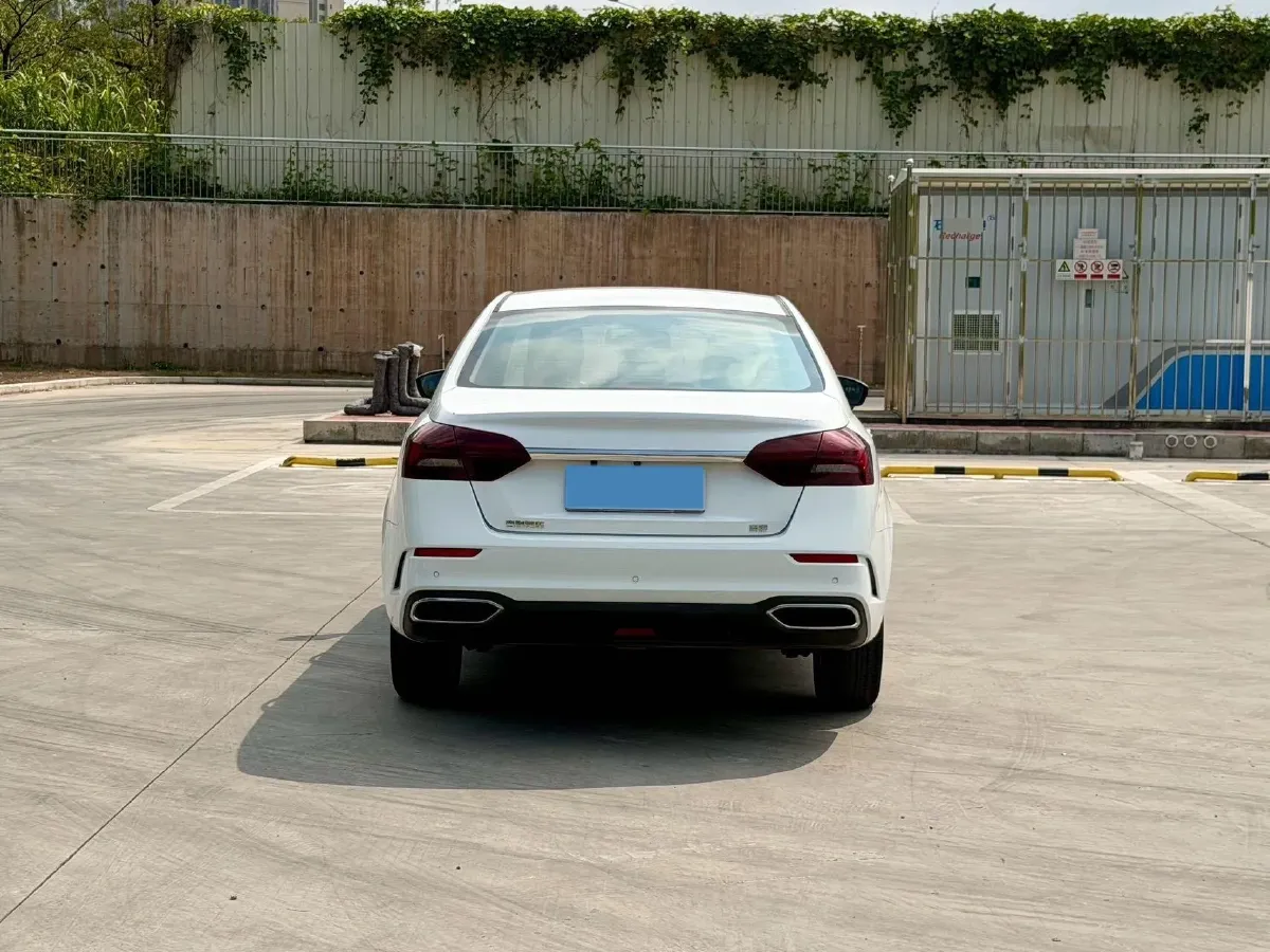 2021 Geely Emgrand 1.5L 109HP L4 CVT,autocango,china used car exporter,china ev exporter,chinese used car exporter,chinese used ev exporter