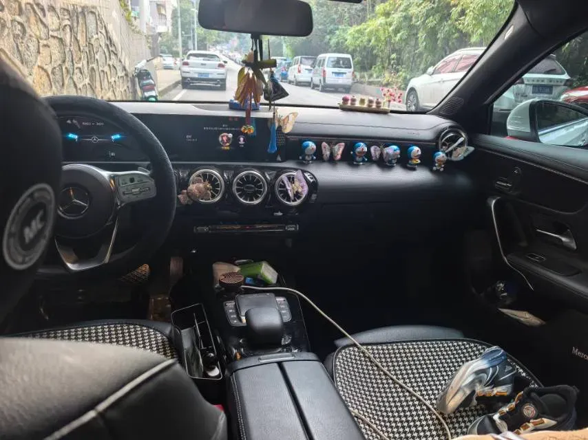 2022 Mercedes-Benz A Class 1.3T 163HP L4 7DCT,autocango,china used car exporter,china ev exporter,chinese used car exporter,chinese used ev exporter