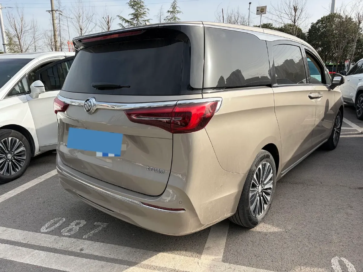 2023 Buick GL8 2.0T 237HP L4 9AT,autocango,china used car exporter,china ev exporter,chinese used car exporter,chinese used ev exporter