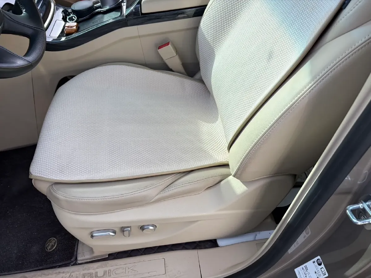 2023 Buick GL8 2.0T 237HP L4 9AT,autocango,china used car exporter,china ev exporter,chinese used car exporter,chinese used ev exporter