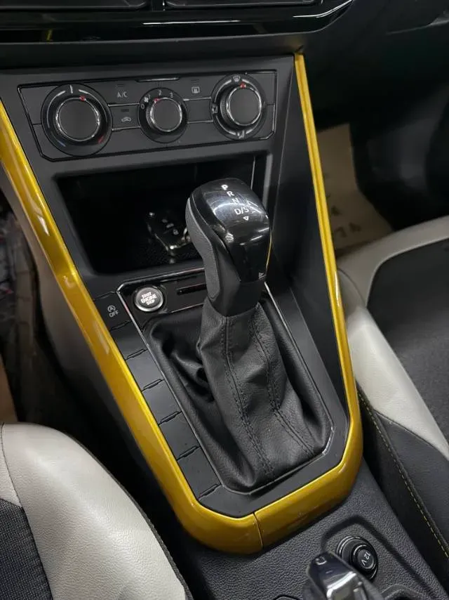 2023 Volkswagen Polo 1.5L 113HP L4 6AT,autocango,china used car exporter,china ev exporter,chinese used car exporter,chinese used ev exporter