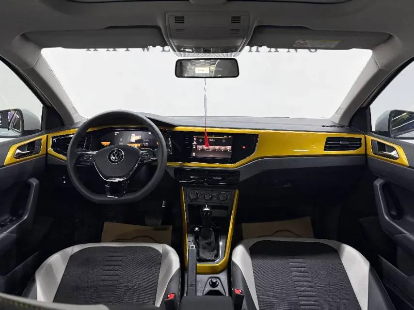 2023 Volkswagen Polo 1.5L 113HP L4 6AT,autocango,china used car exporter,china ev exporter,chinese used car exporter,chinese used ev exporter