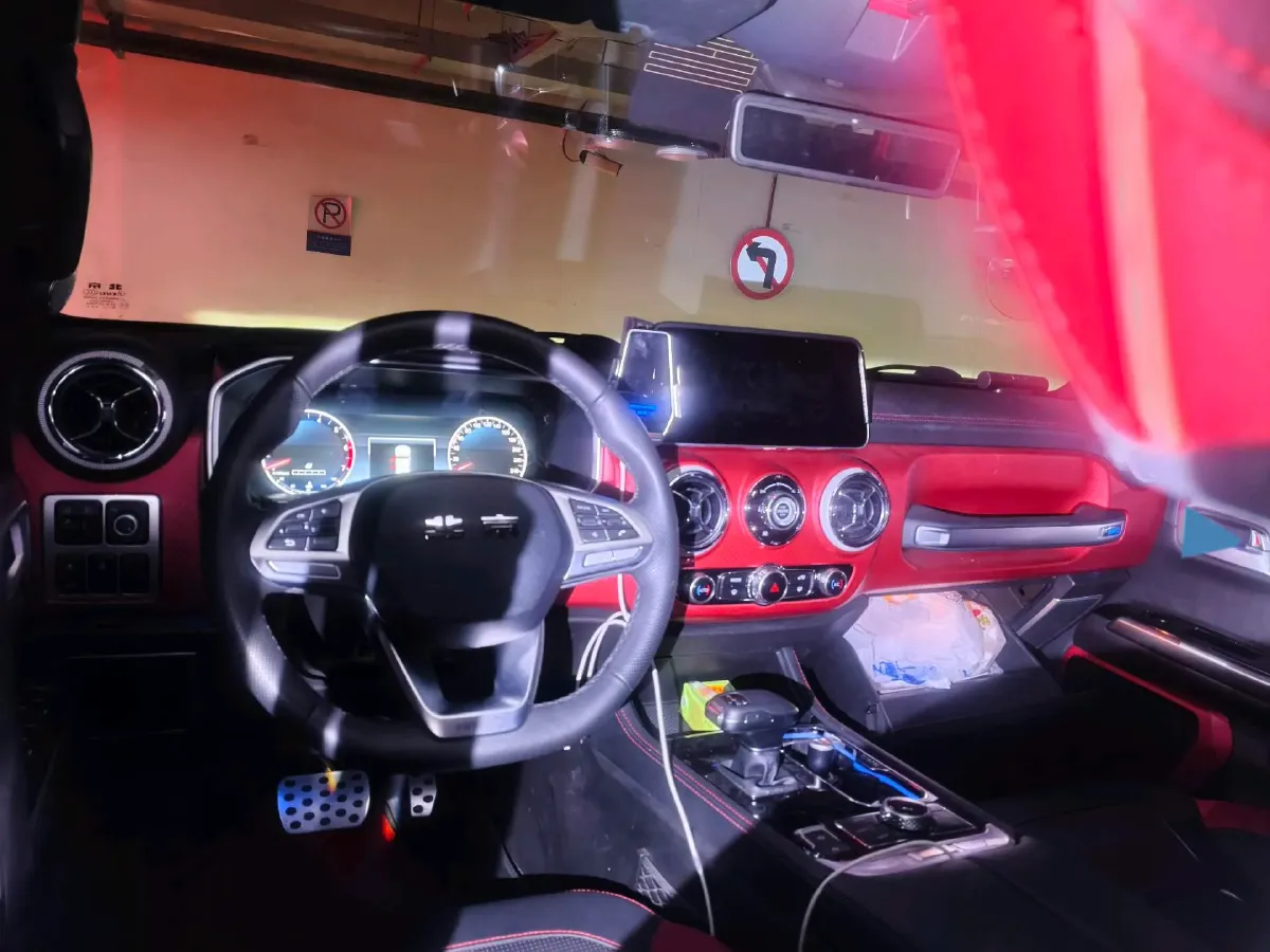 2020 Beijing BJ40 2.0T 224HP L4 8AT,autocango,china used car exporter,china ev exporter,chinese used car exporter,chinese used ev exporter